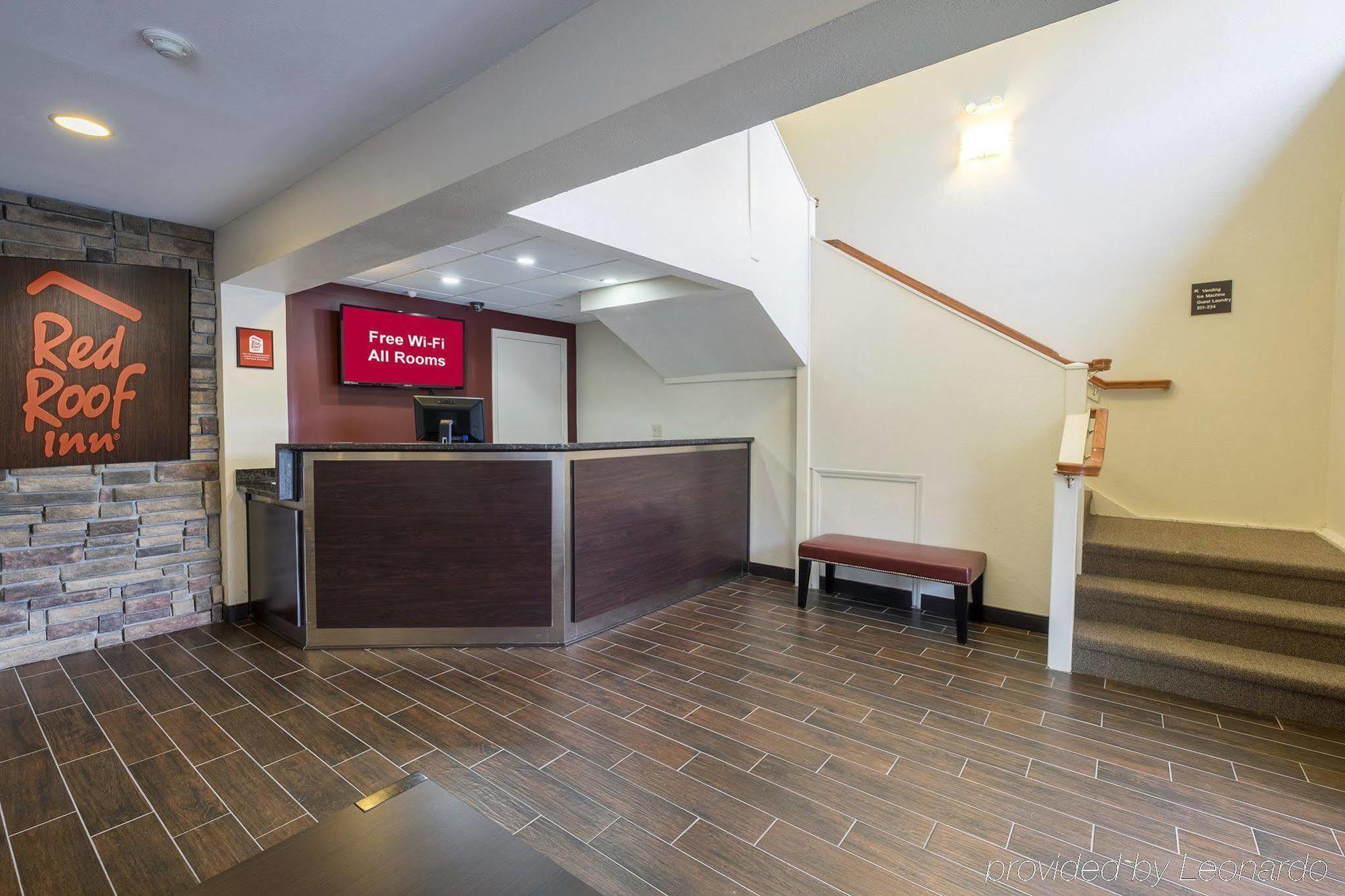 Red Roof Plus+ Hotel Poughkeepsie